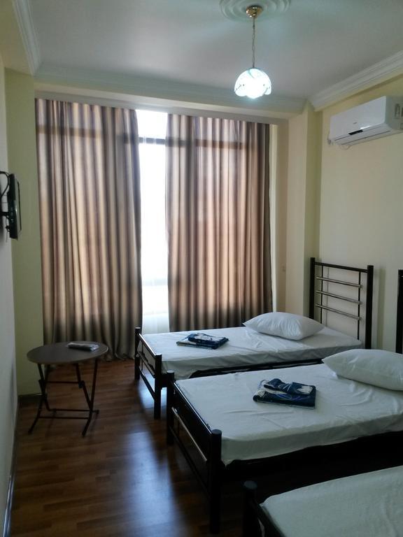 George Dom Hotel Batumi Szoba fotó